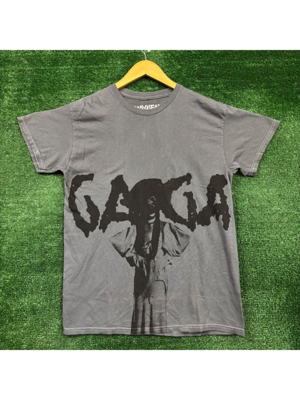 Lady Gaga Gray Pose Mayhem T-Shirt Size Medium